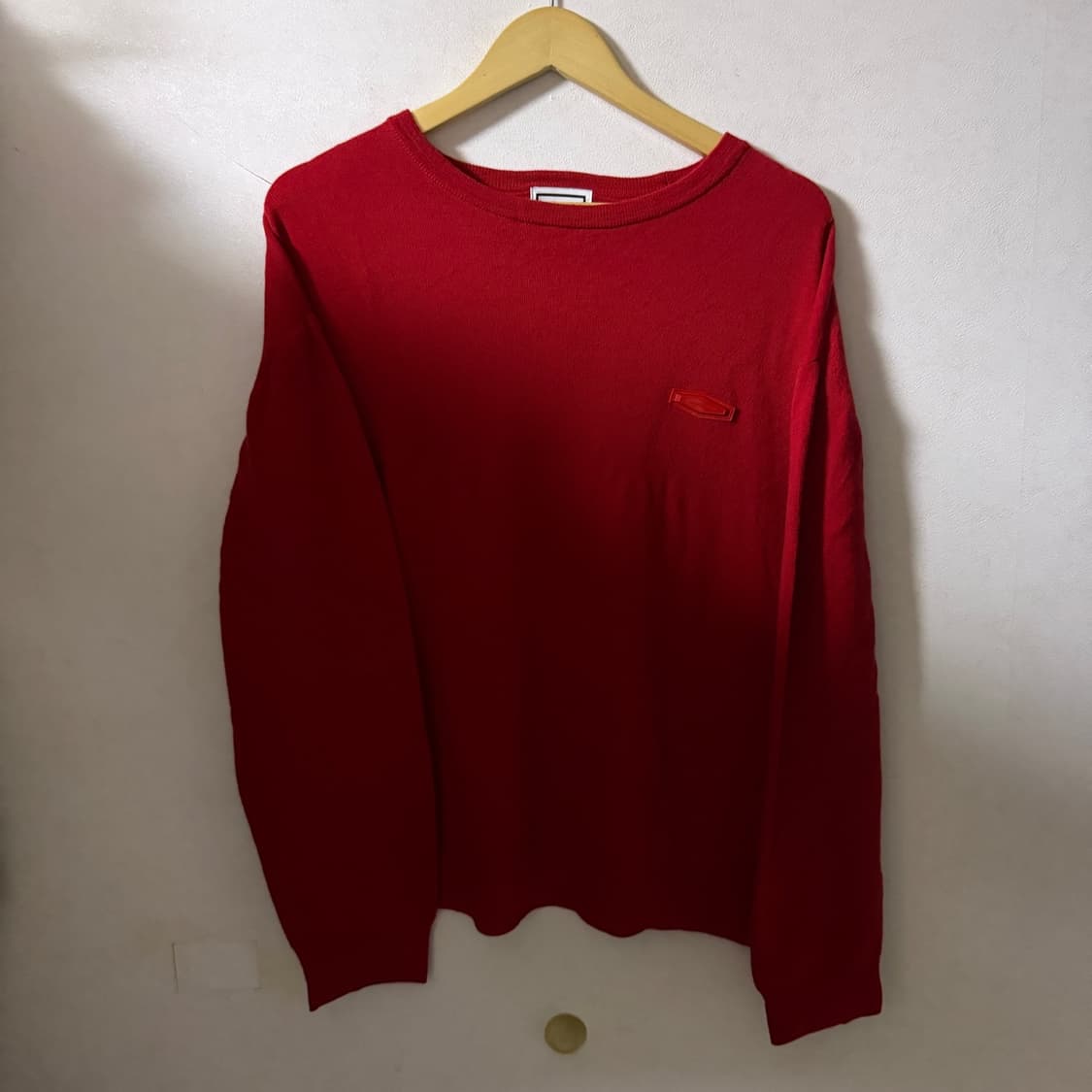 우영미 오버핏 로고 니트 다크레드 50 (남성 100-105정도) 상품이미지1