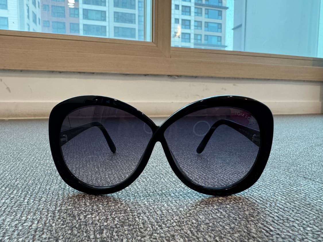 Tom Ford 12 S/S 빅 캣아이 선글라스 상품이미지8