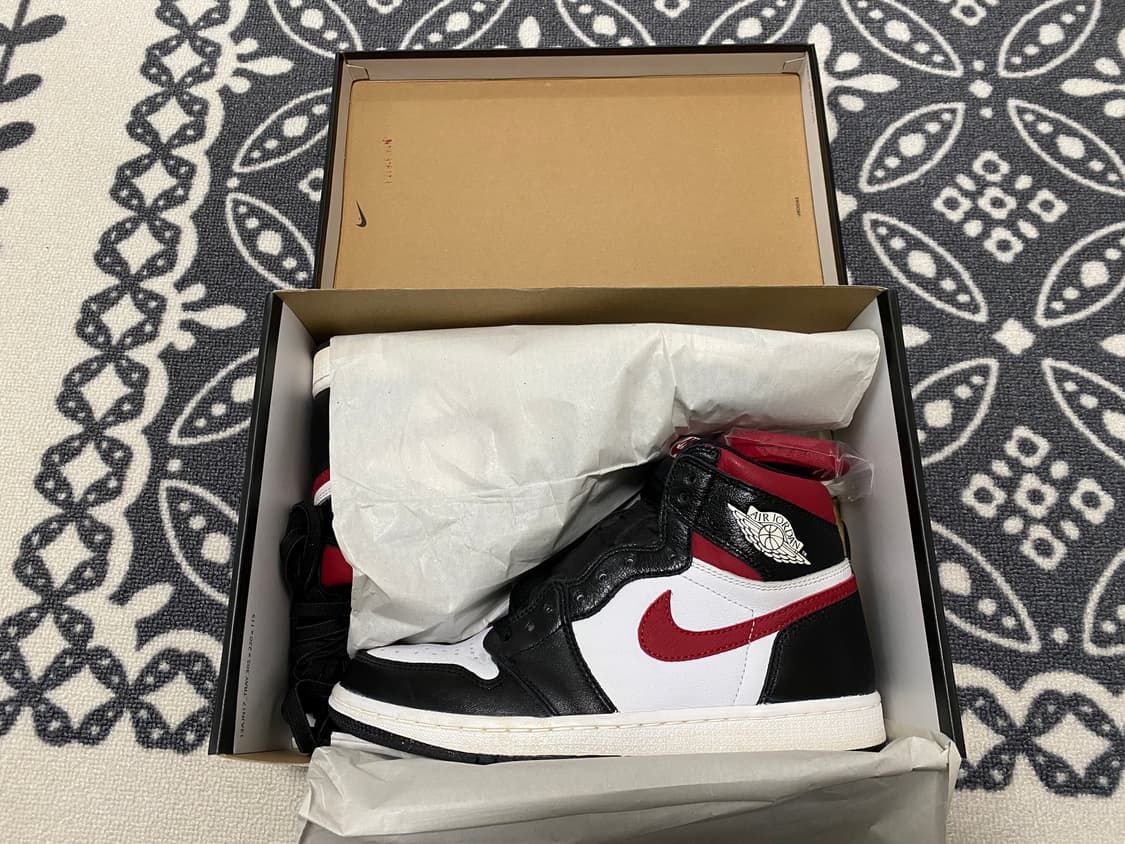 (255)조던 1 레트로 하이 OG 짐레드 상품이미지8