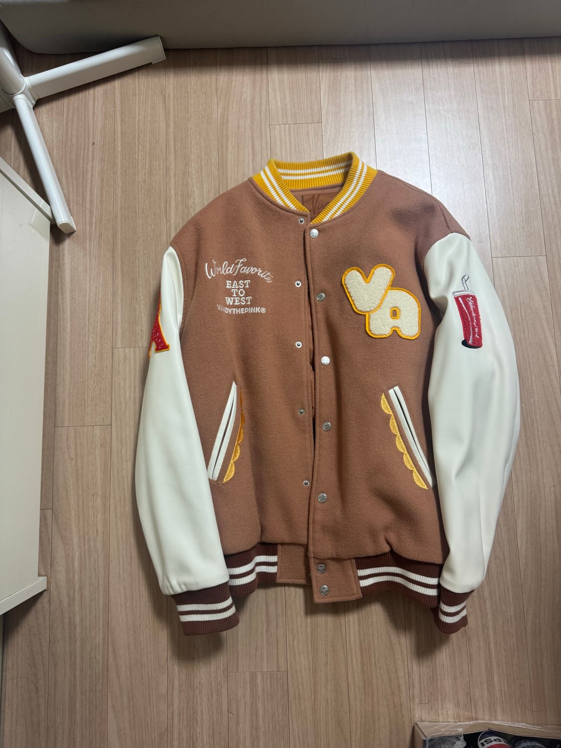 [L] 반디더핑크 버거 바시티 자켓 상품이미지1