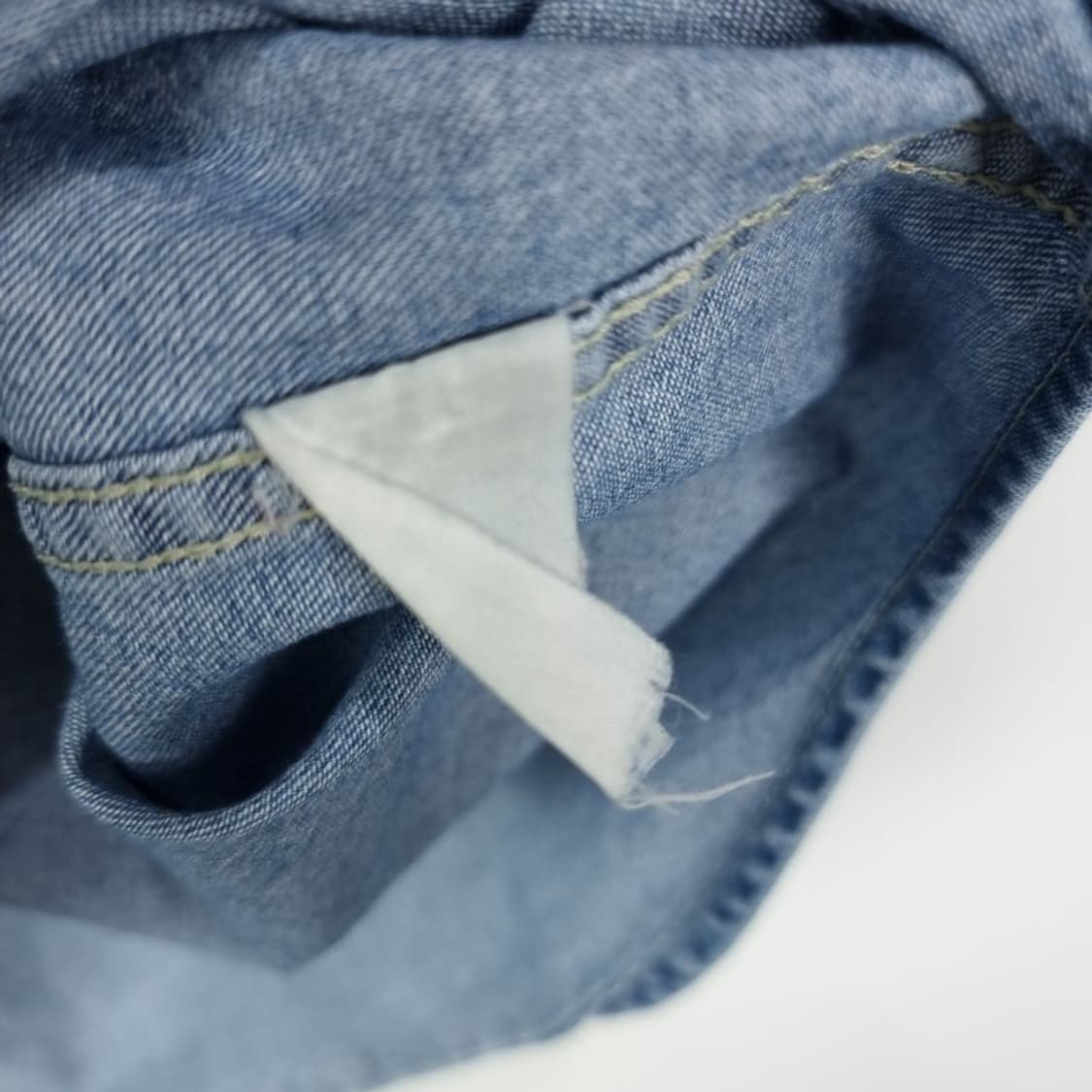 [칼하트] 로고 패치 데님 반팔 셔츠 M20136 상품이미지10