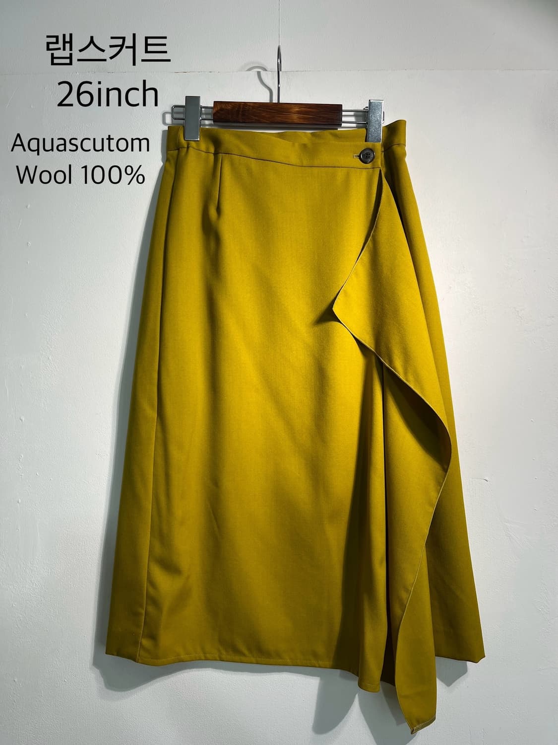 Aquascutum 아쿠아스큐텀 울 100% 랩 스커트 26인치 상품이미지1