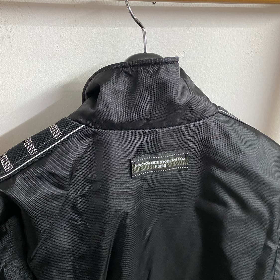 퓨마 사이드 로고 자켓 스펠아웃 상품이미지3