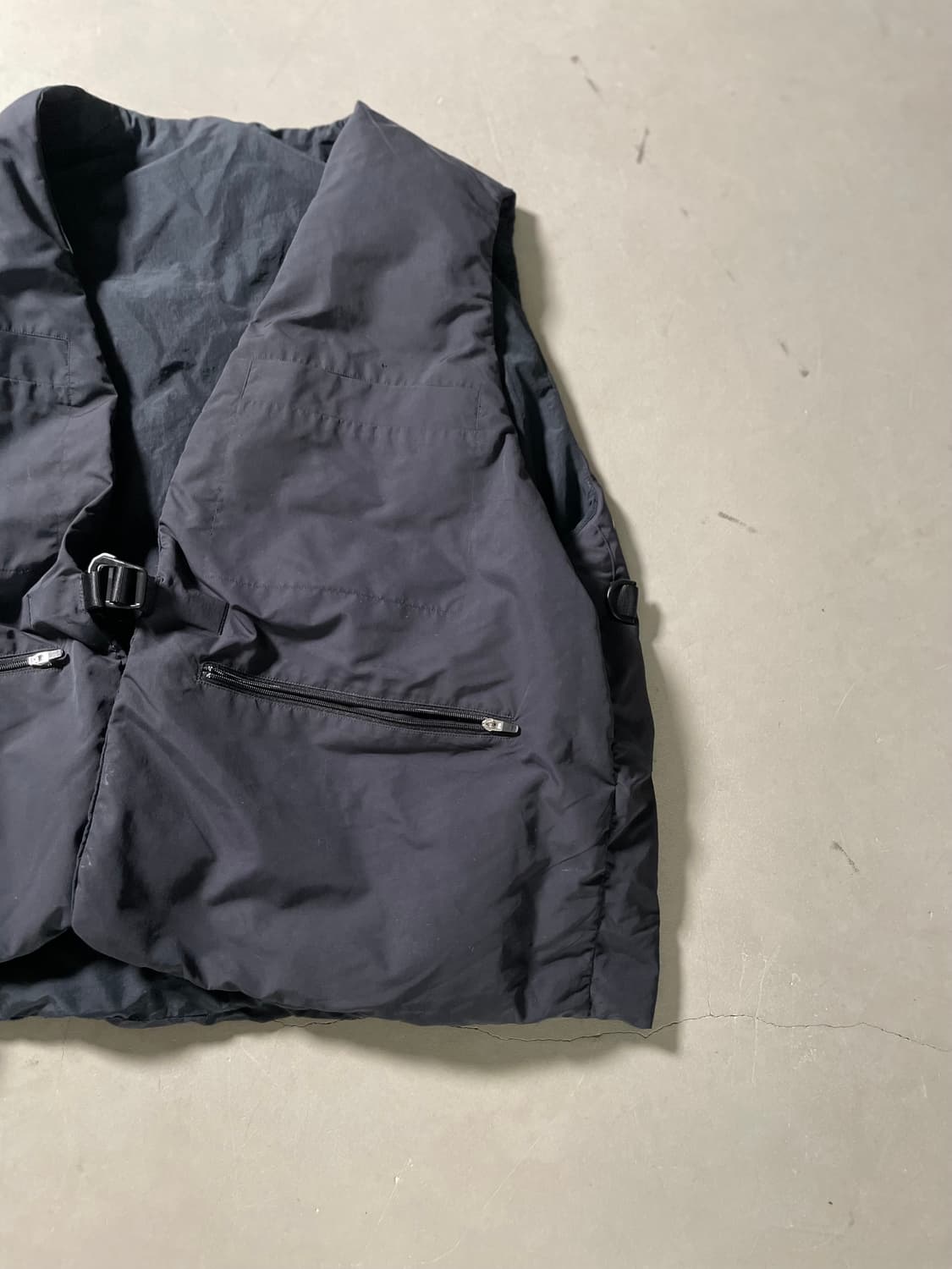 에토스 Reversible Duck Down Utility Vest 상품이미지4