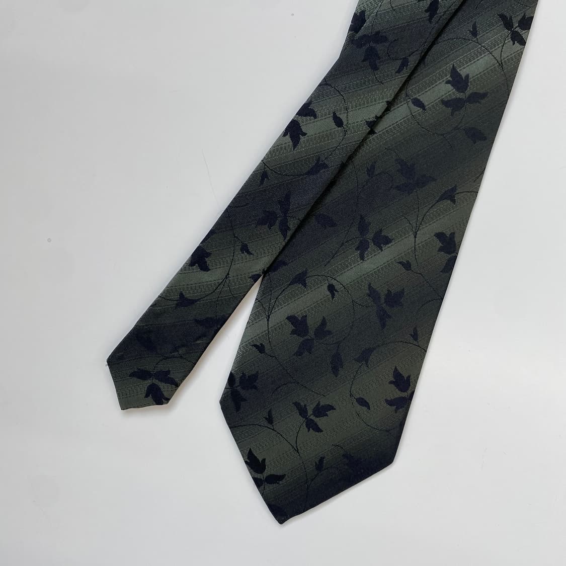 BALENCIAGA 발렌시아가 명품 넥타이 상품이미지1