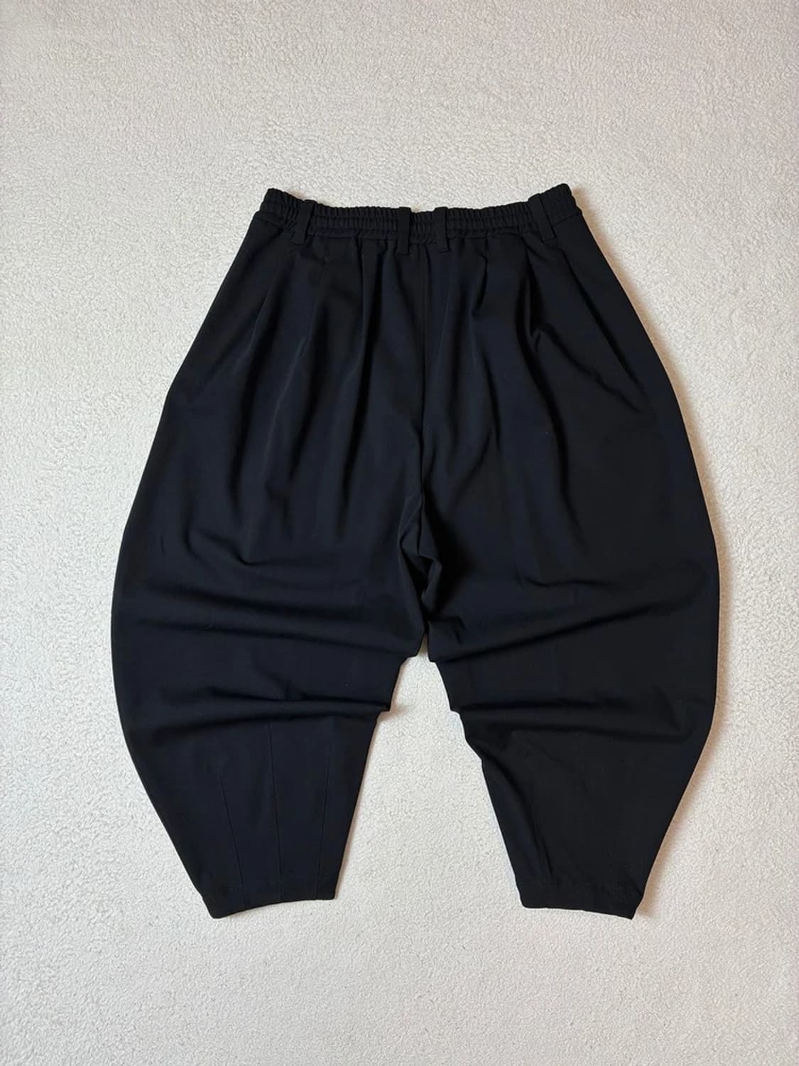 지오송지오 옴므 23ss 컬렉션 코쿤 벌룬 와이드 다트 팬츠 PN7143 상품이미지6