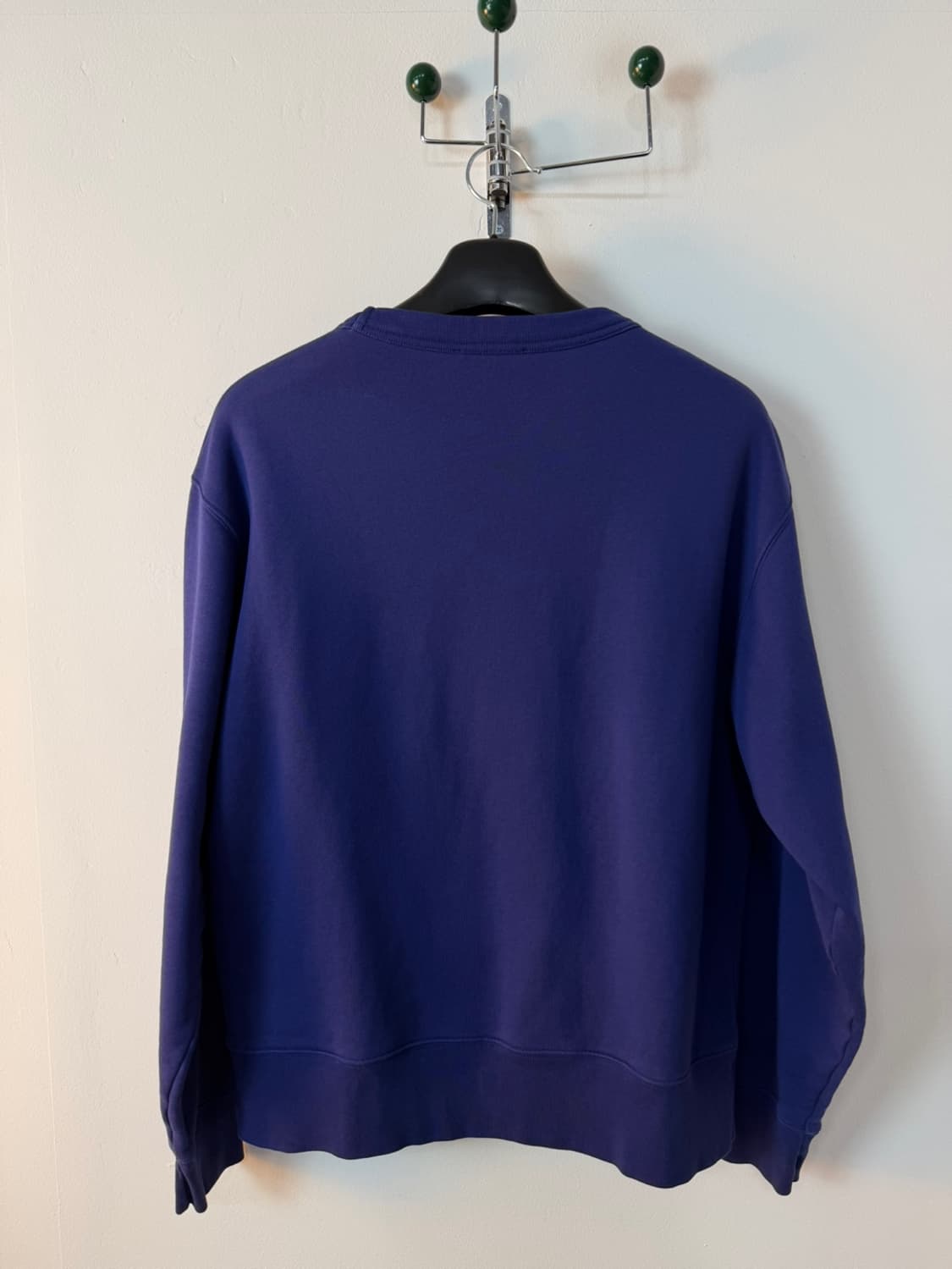 아크네 스튜디오 페이스 로고 맨투맨 스웻셔츠 상품이미지4