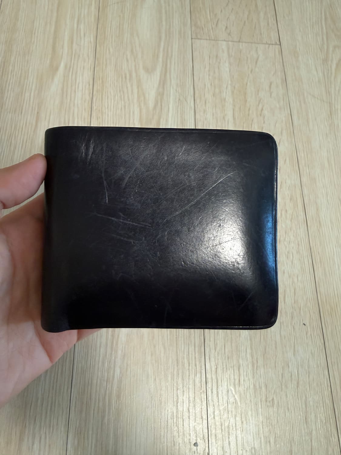 일부세토 IL BUSSETTO 가죽 바이폴드 남자 지갑 다크 네이비 상품이미지1