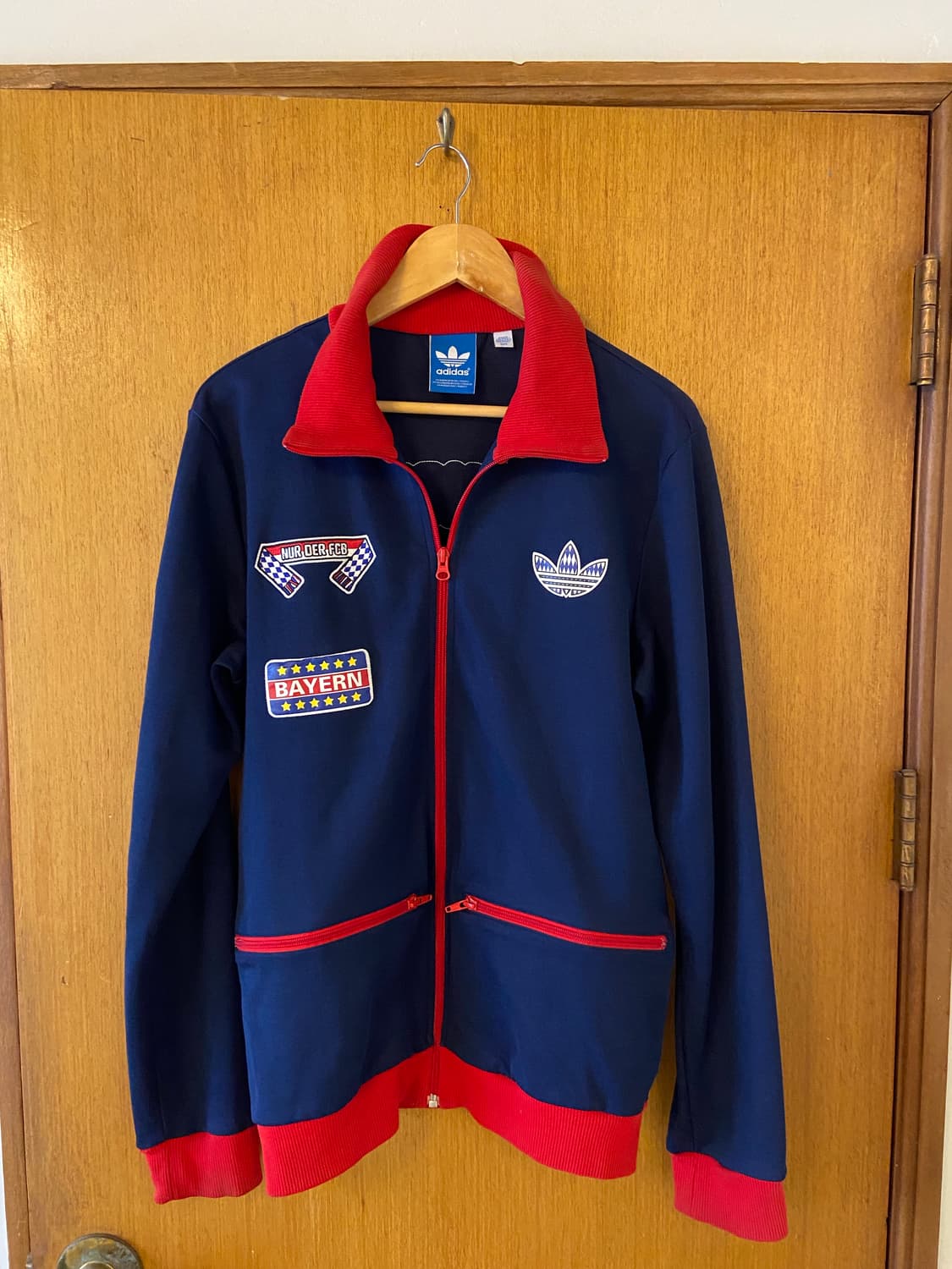 아디다스 바이에른 뮌헨패치 트랙탑 상품이미지1