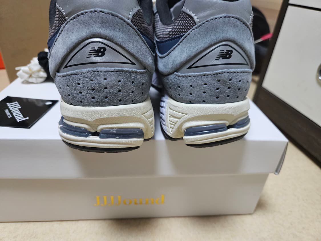 뉴발란스xJJJound 2002R 스톰블루 상품이미지3