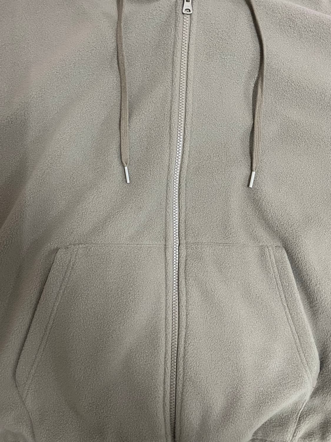 무신사스탠다드 폴라 폴리스 후디드 집업 상품이미지4