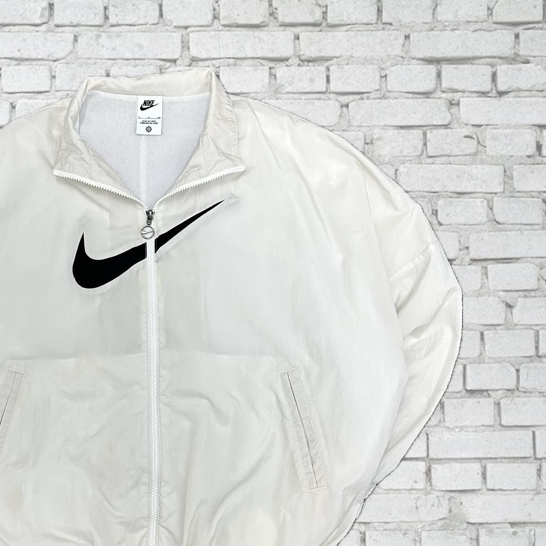 나이키 신형 빈티지 화이트 바람막이 S 상품이미지1
