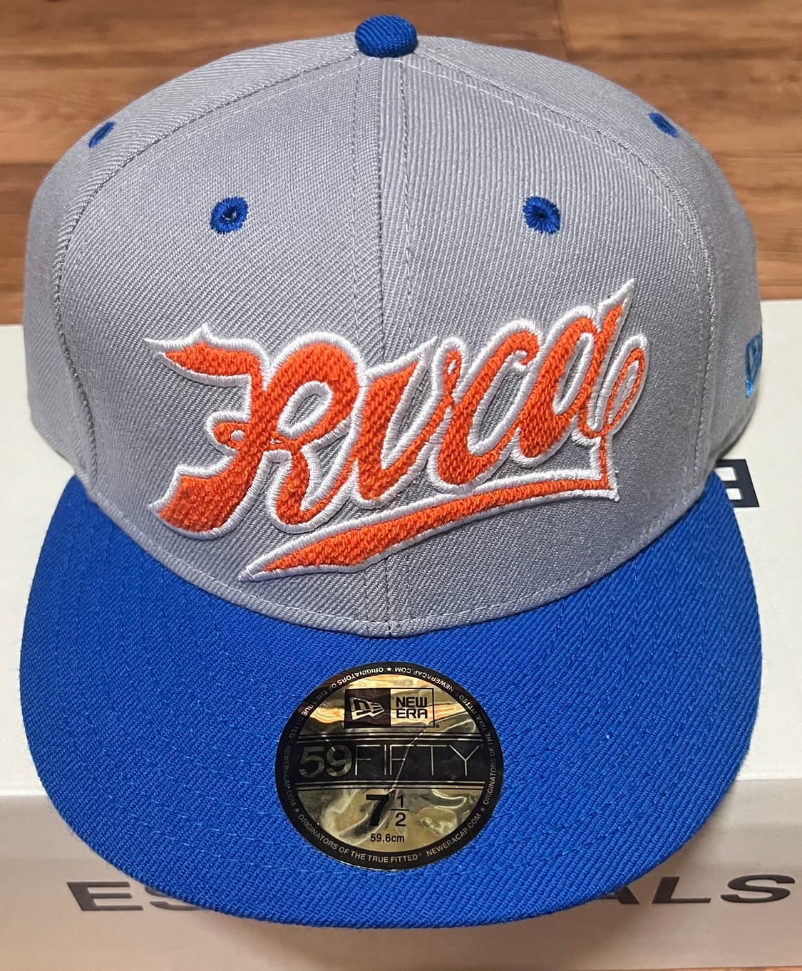 뉴에라 x rvca 7 1/2 상품이미지1