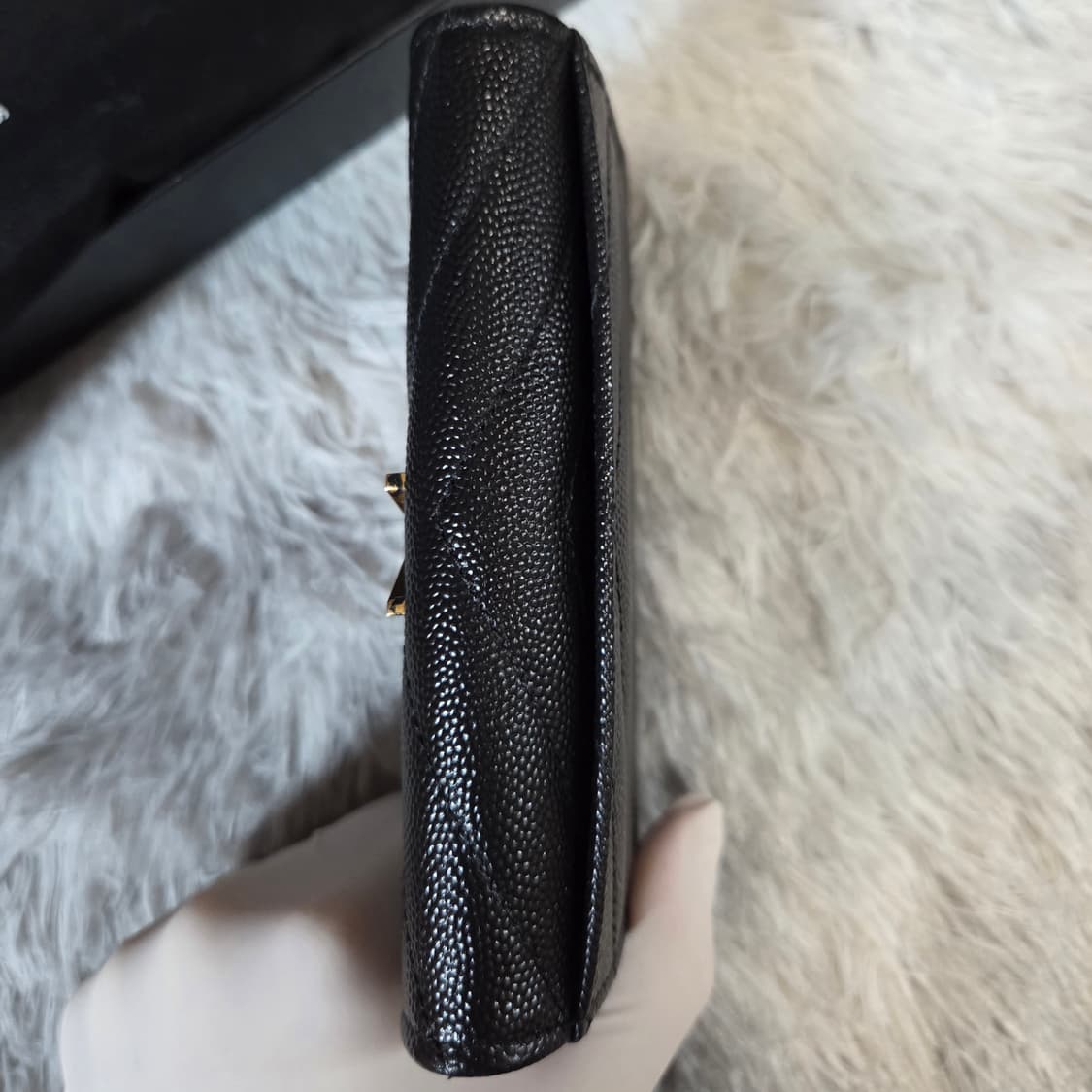 [정품] 생로랑 마틀라세 엔벨로프 지갑 상품이미지8