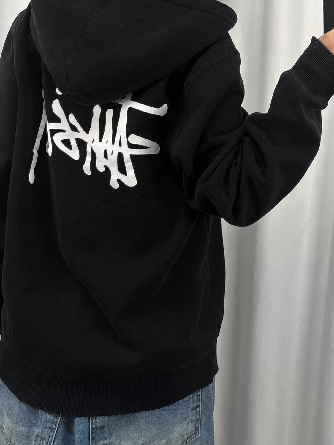 스투시 블랙 베이직 후드집업 상품이미지2