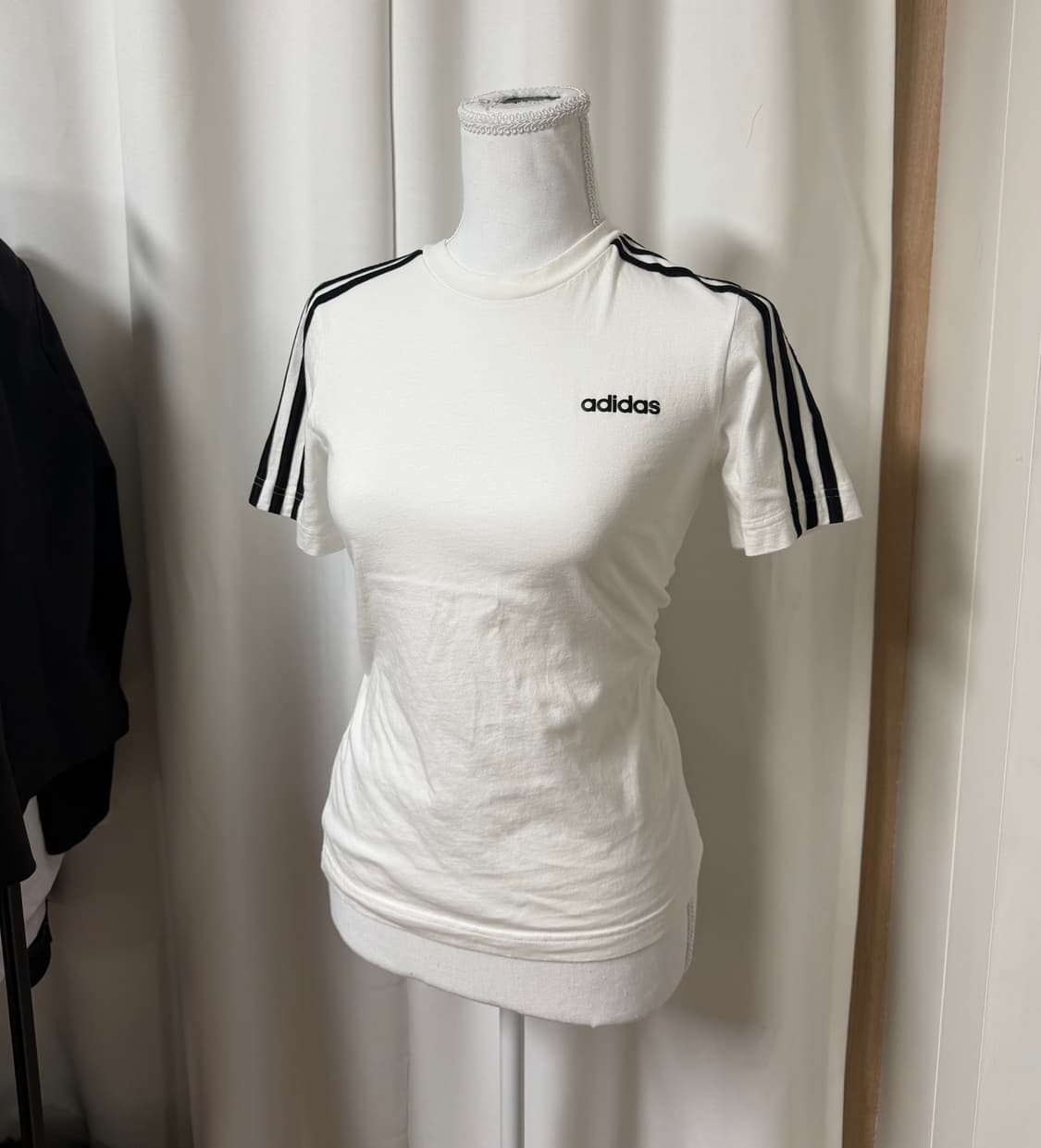 아디다스 화이트 삼선 반팔 슬리브 상품이미지1