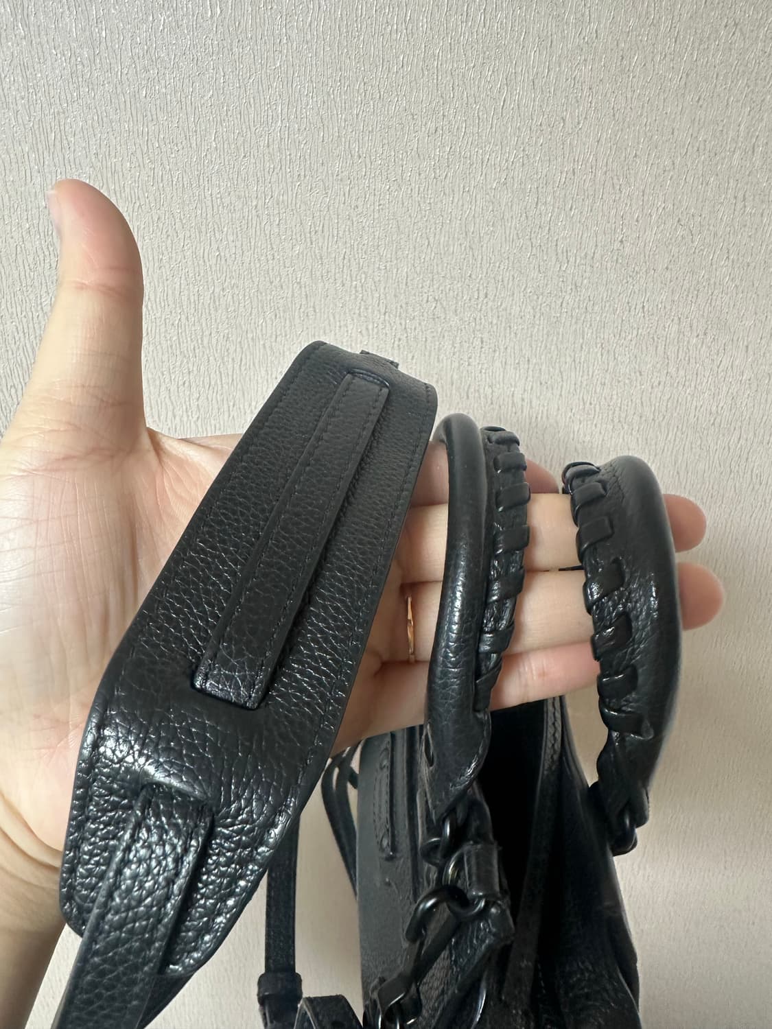 발렌시아가 네오 클래식 나노 블랙 상품이미지8