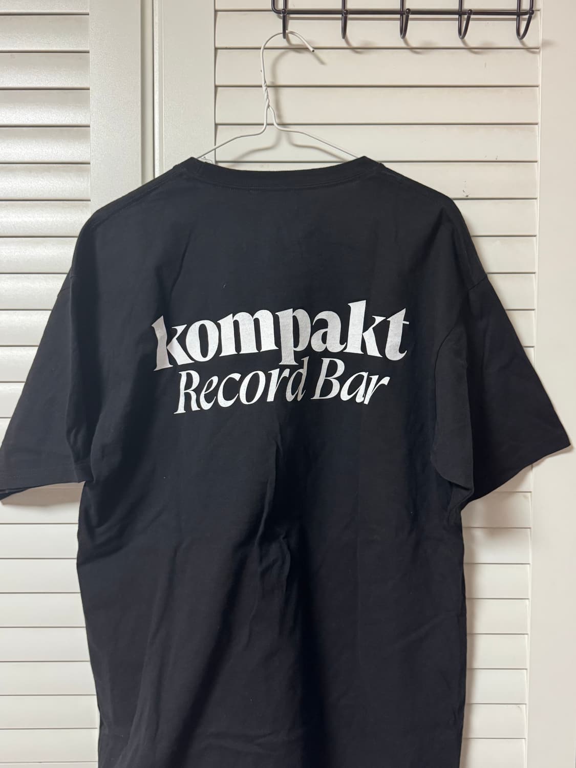 컴팩트레코드바, 빈지노 노비츠키 티셔츠 상품이미지2