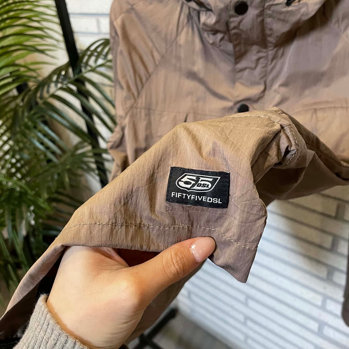 피프티파이브 디젤 나일론 후드 자켓 투포켓 스트링 디테일 브라운 상품이미지7