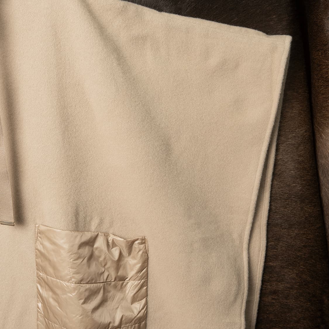 [F] 아쿠아스큐텀 25FW 이태리 메이드 울 케이프 판초 베이지  상품이미지3