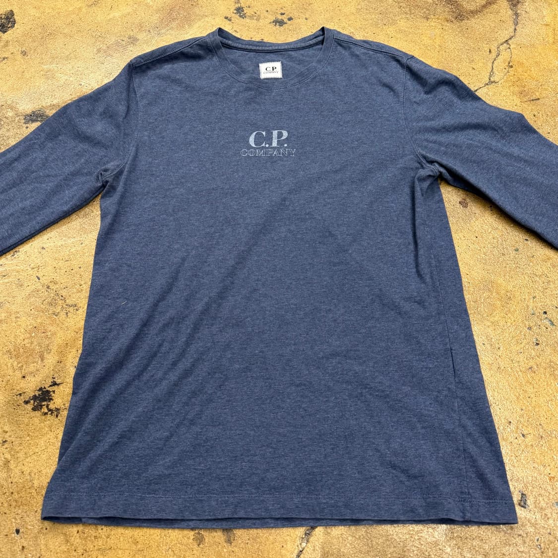 [정품/100] C.P. 컴퍼니 로고 긴팔 티셔츠 b18 상품이미지3