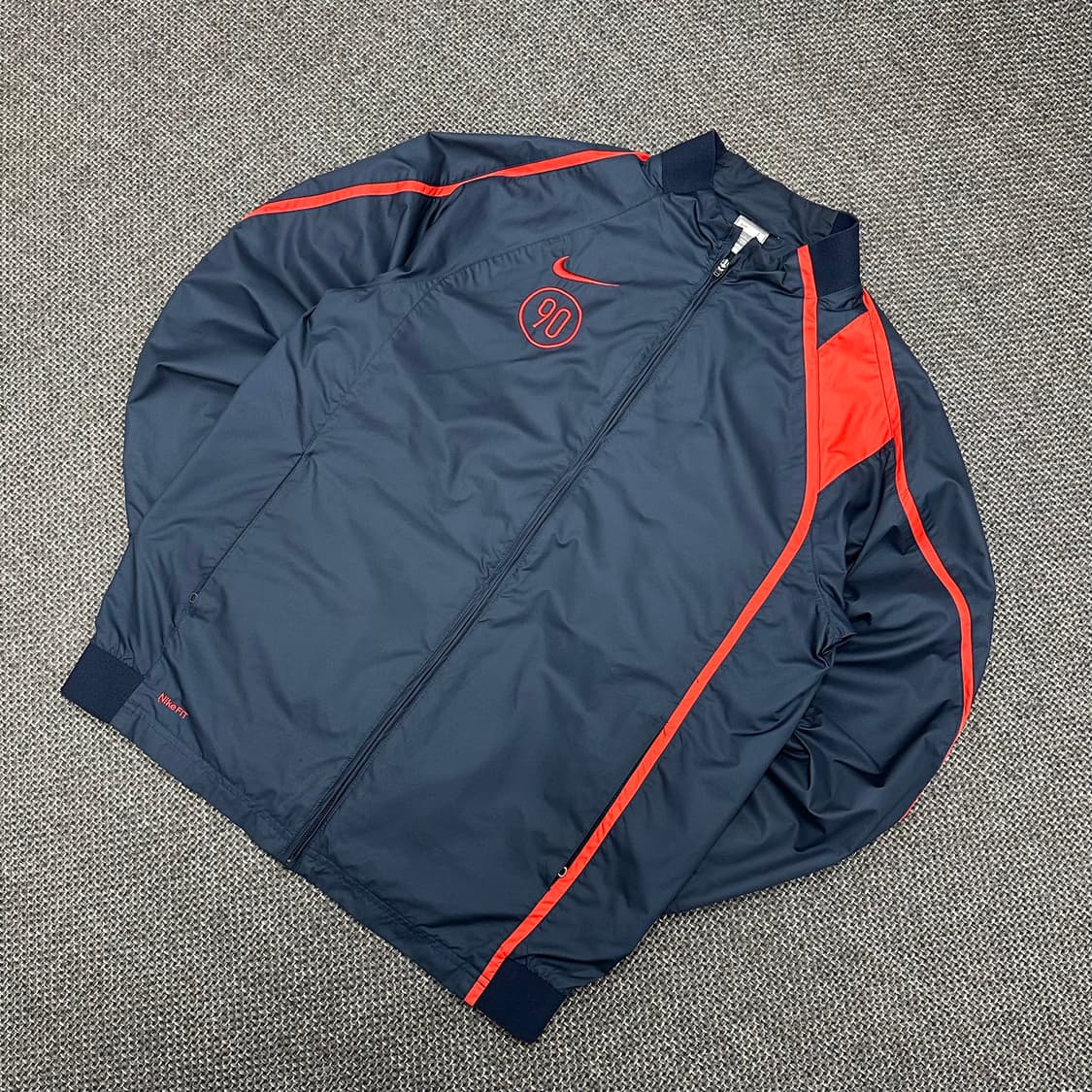 나이키 00s 올드스쿨 토탈90 바람막이 L 상품이미지3