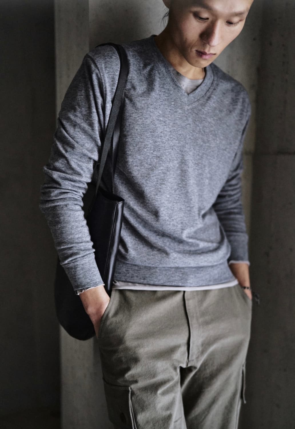 모노프리페 텍스쳐드 브이넥니트 그레이 2사이즈 상품이미지1