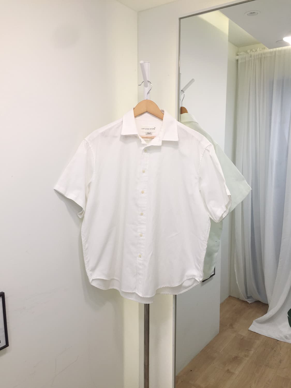 Unisex Lafudge Store Shirt 100 상품이미지4