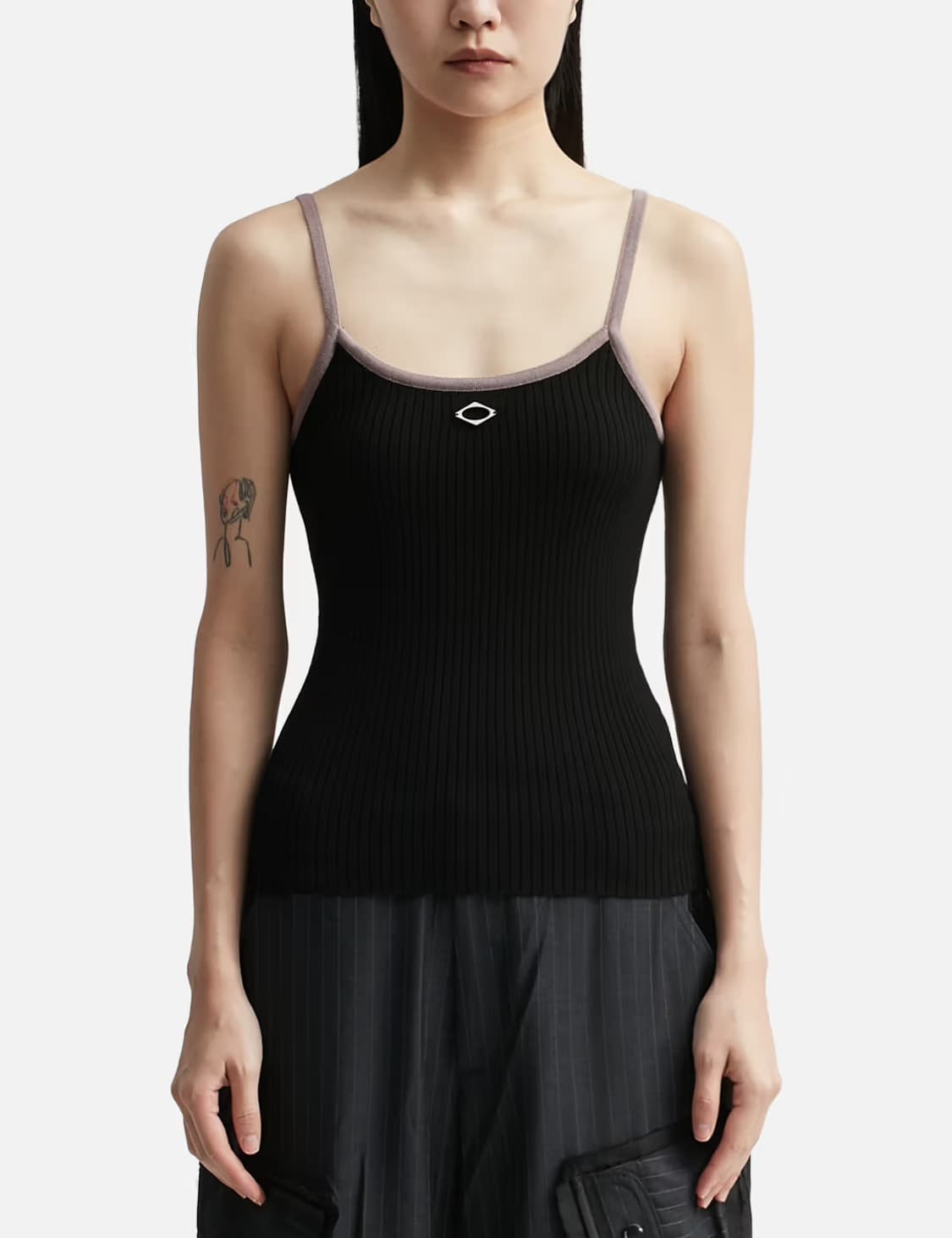 Rhombus Knit Sleeveless Camisole (Black) 상품이미지1