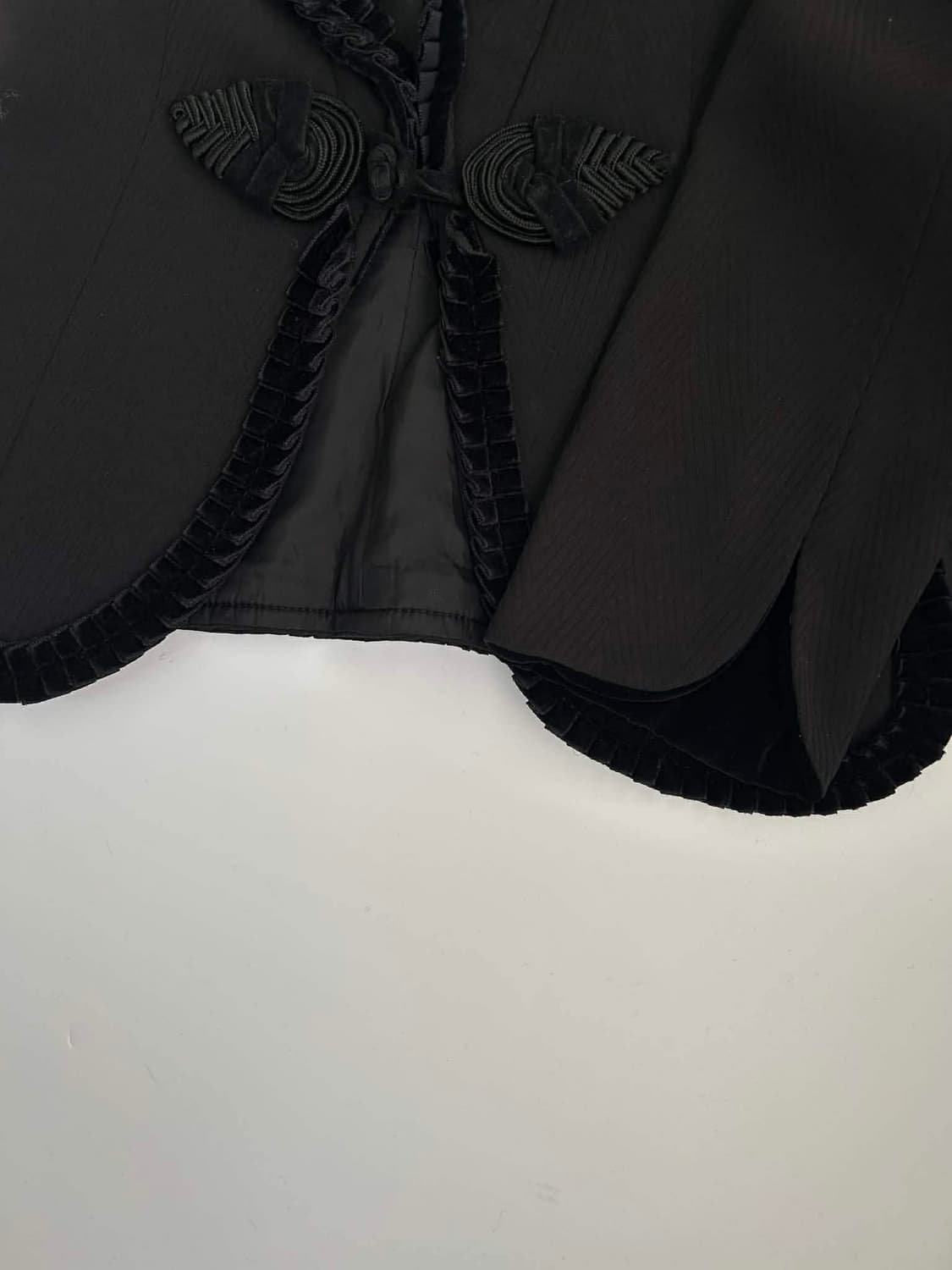 [38] 엠포리오 아르마니 매장판 벨벳 트림 테일러드 블레이져 자켓 상품이미지6