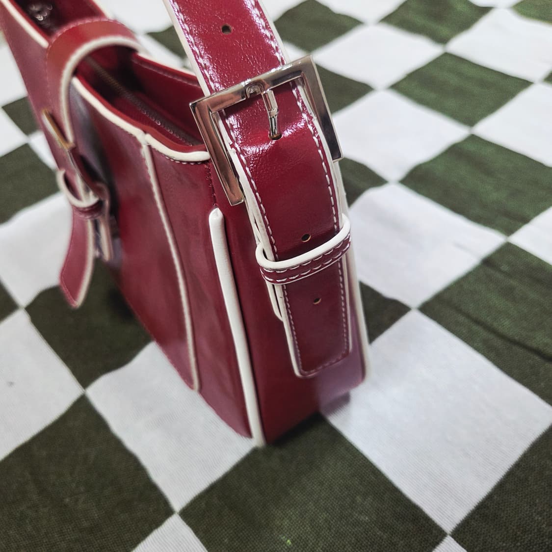 Vintage Burgundy Buckle Shoulder 상품이미지2