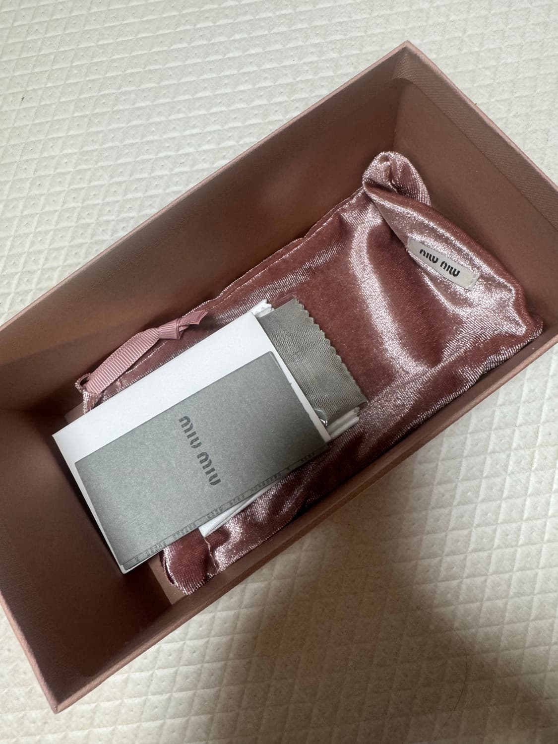 미우미우 선글라스(새상품) 상품이미지6