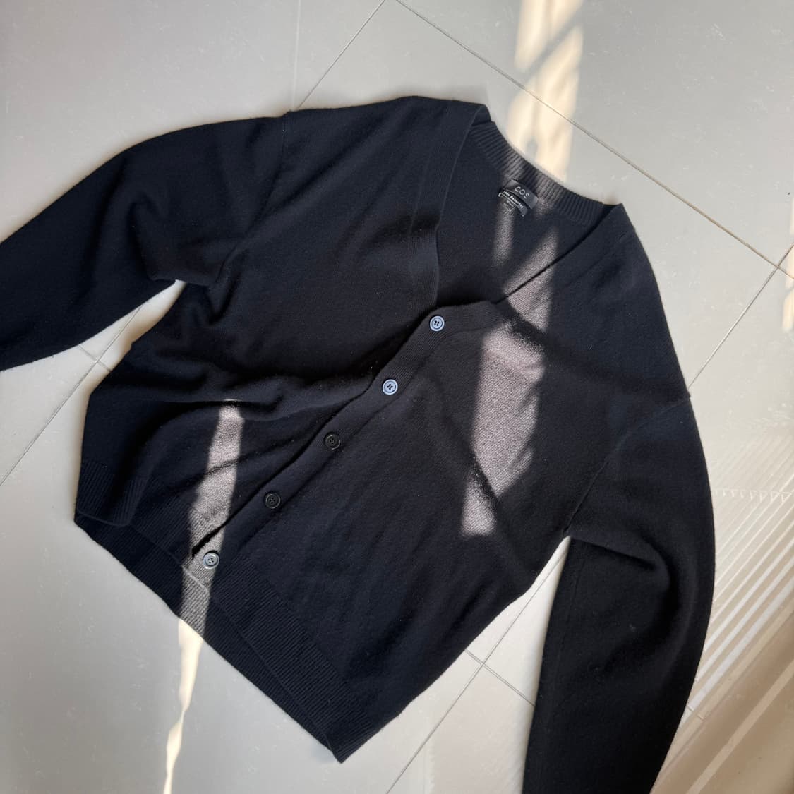 [L] COS 캐시미어 가디건 상품이미지1