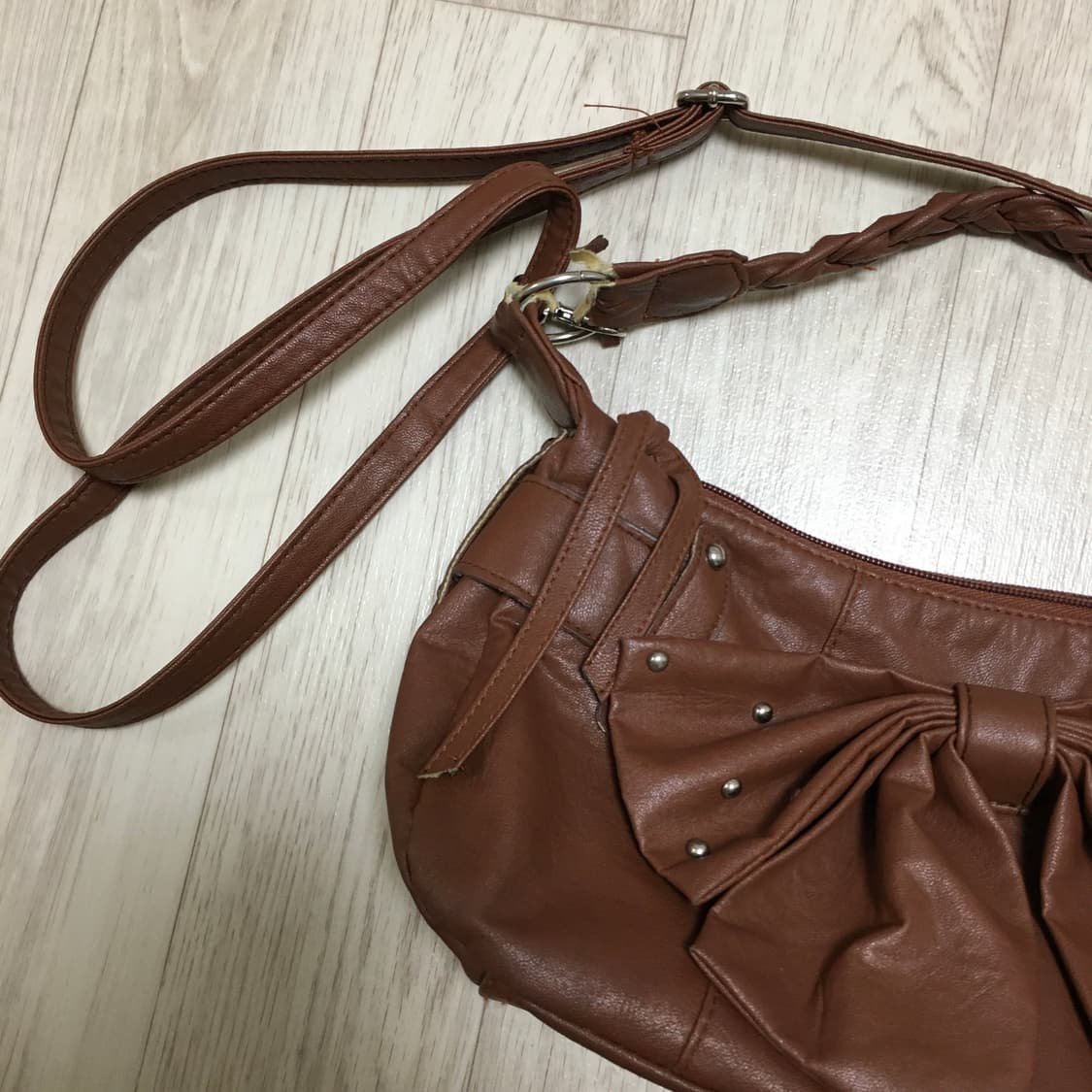 오네 갸루 버건디 가방 상품이미지4