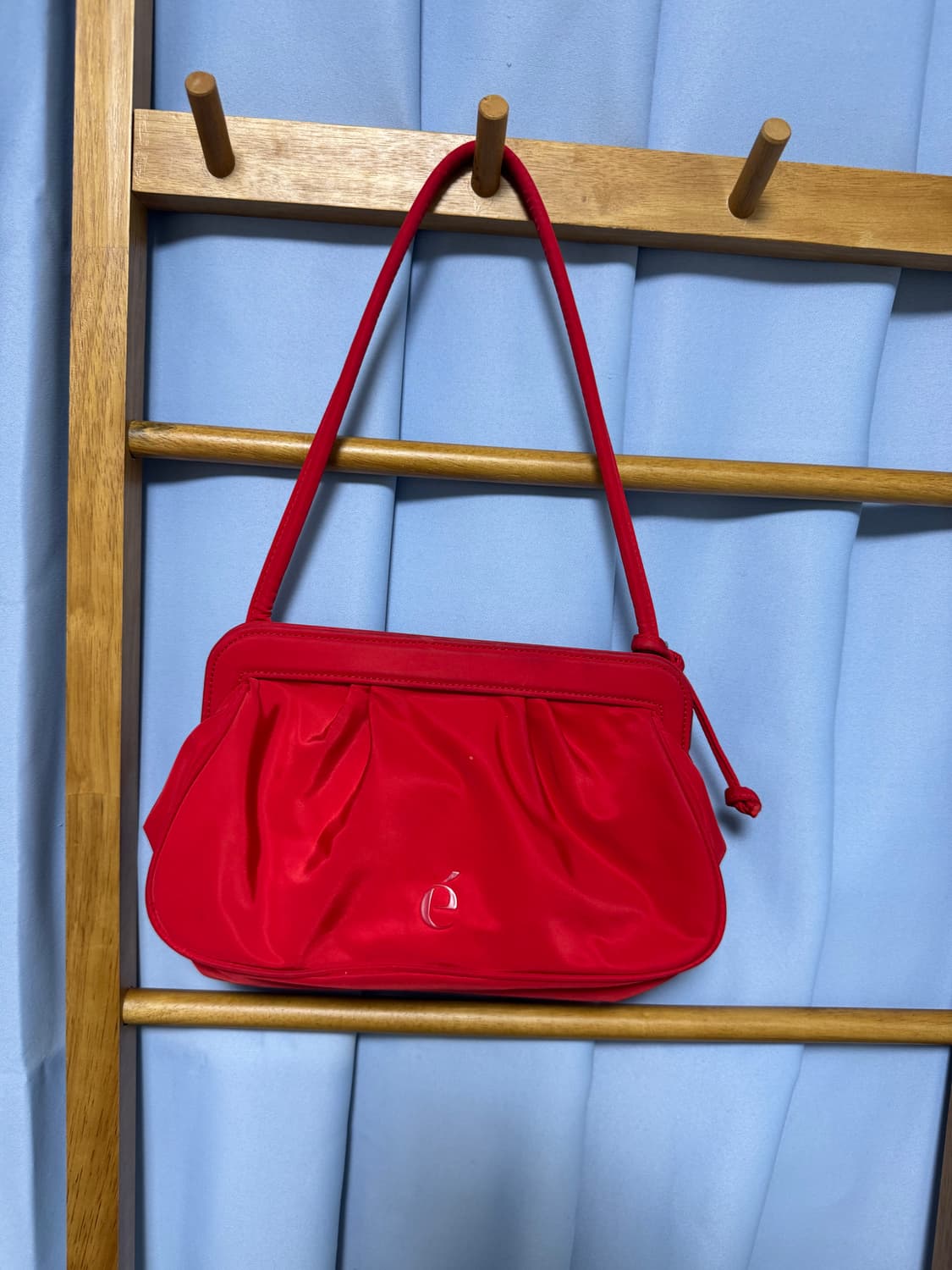 아카이브앱크 스커트백 레드 나일론 토트백 숄더백 상품이미지1