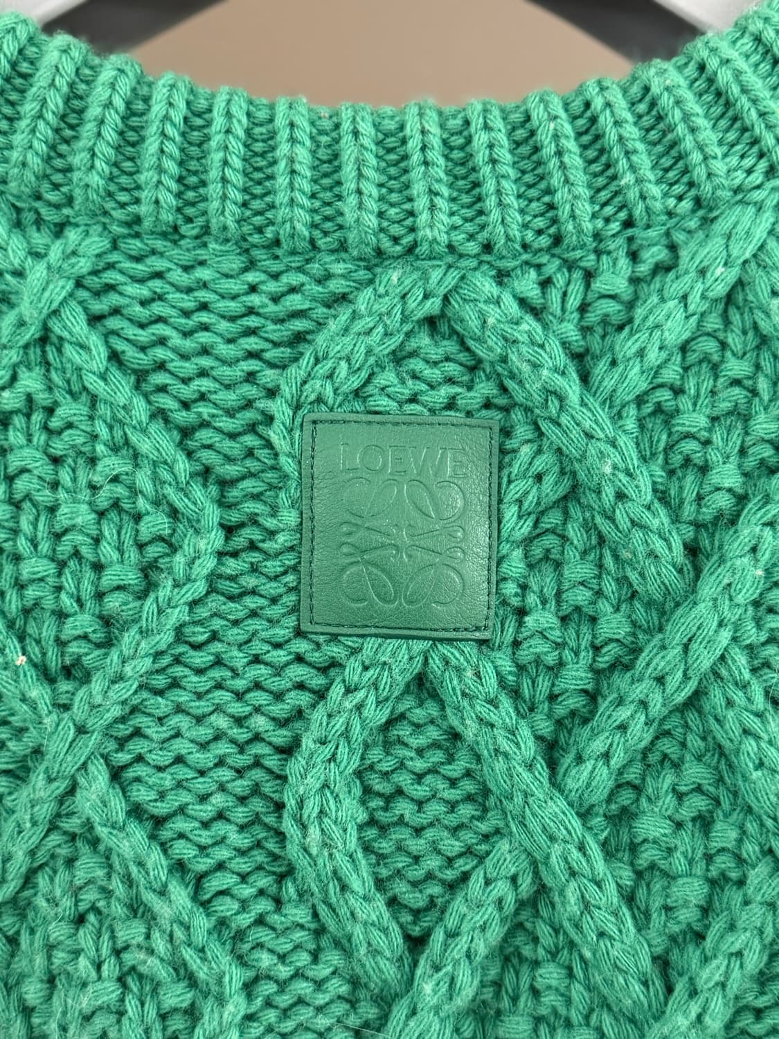 로에베 니트 상품이미지3