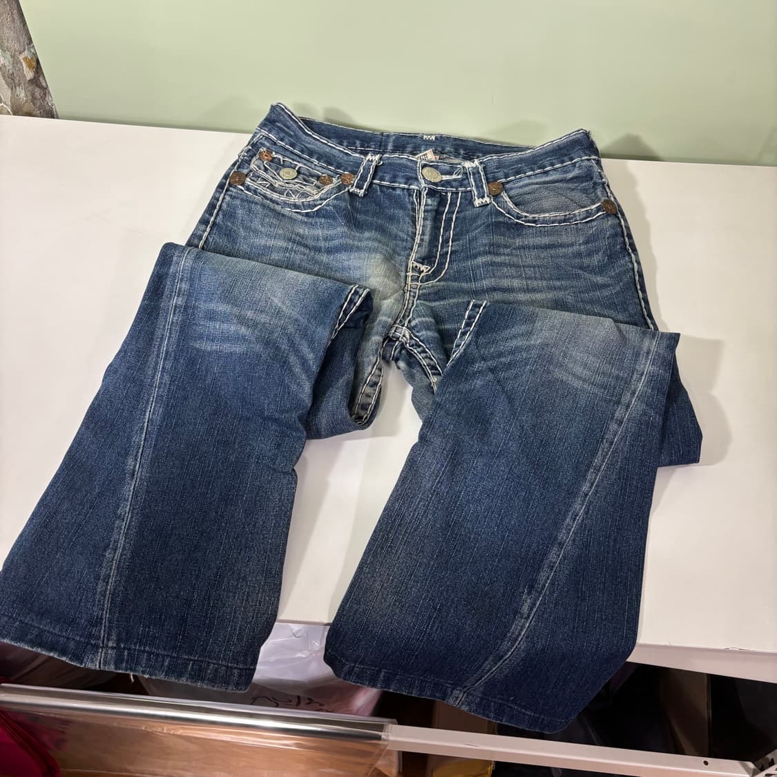 32 트루릴리전 중청 부츠컷 플레어진 상품이미지4