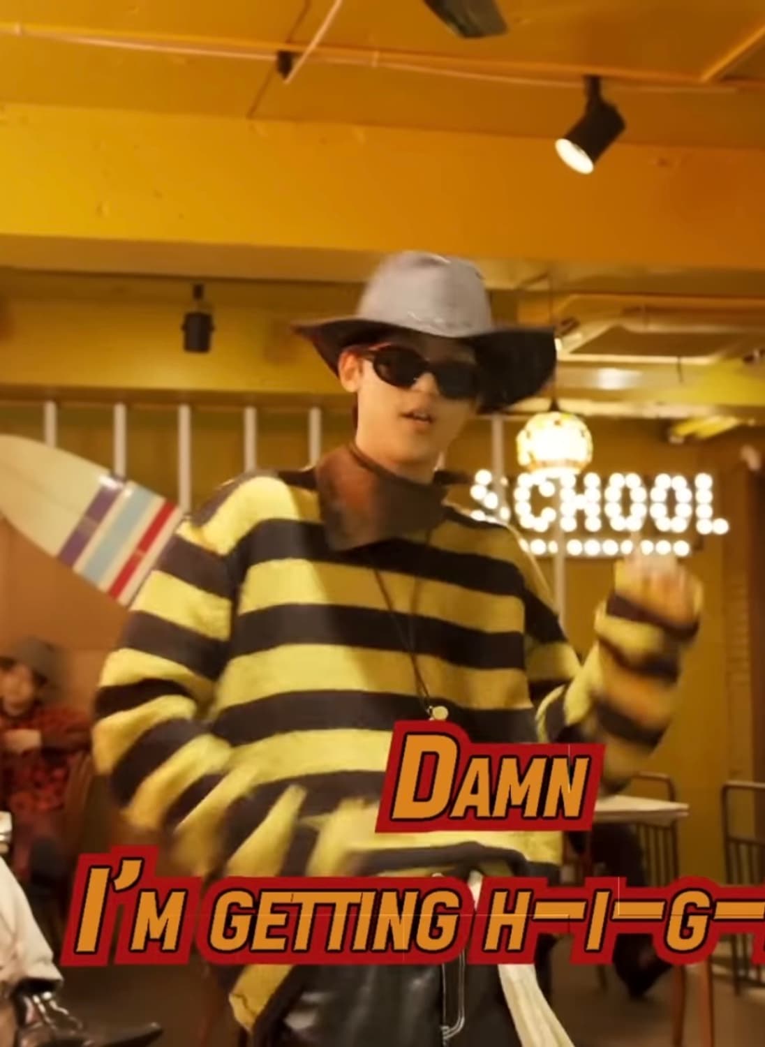 [빅나티 착용] 킹아카이브 스트라이프 니트 상품이미지3