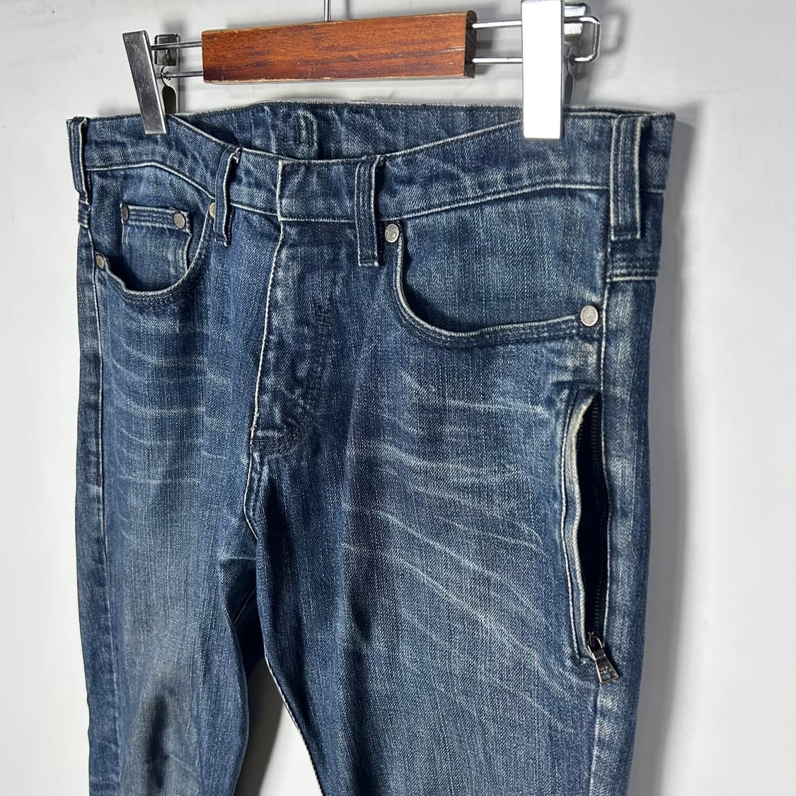 [Neil Barrett] 닐바렛 워싱 데님팬츠 상품이미지3