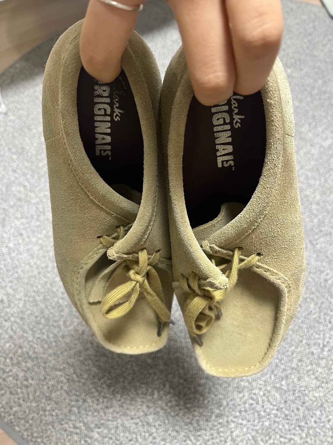 클락스 왈라비 스웨이드 메이플 275 상품이미지3