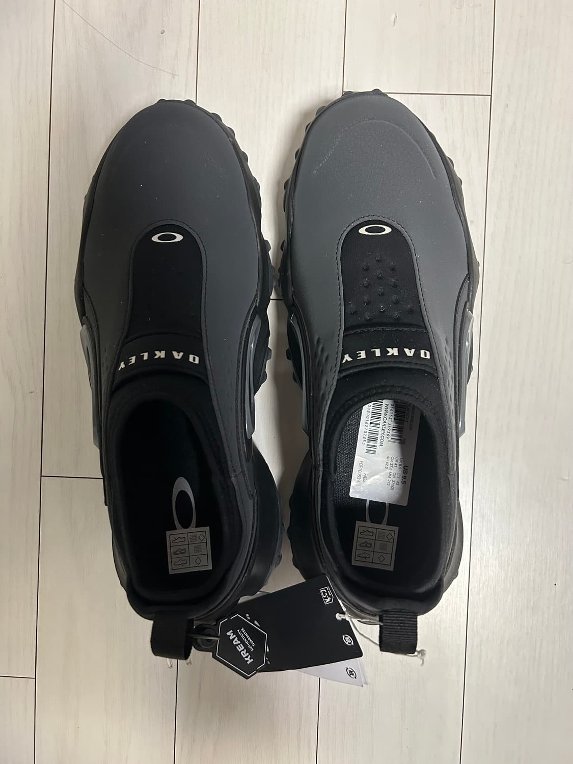 새상품 오클리 엣지 아이콘 블랙아웃 275 상품이미지1