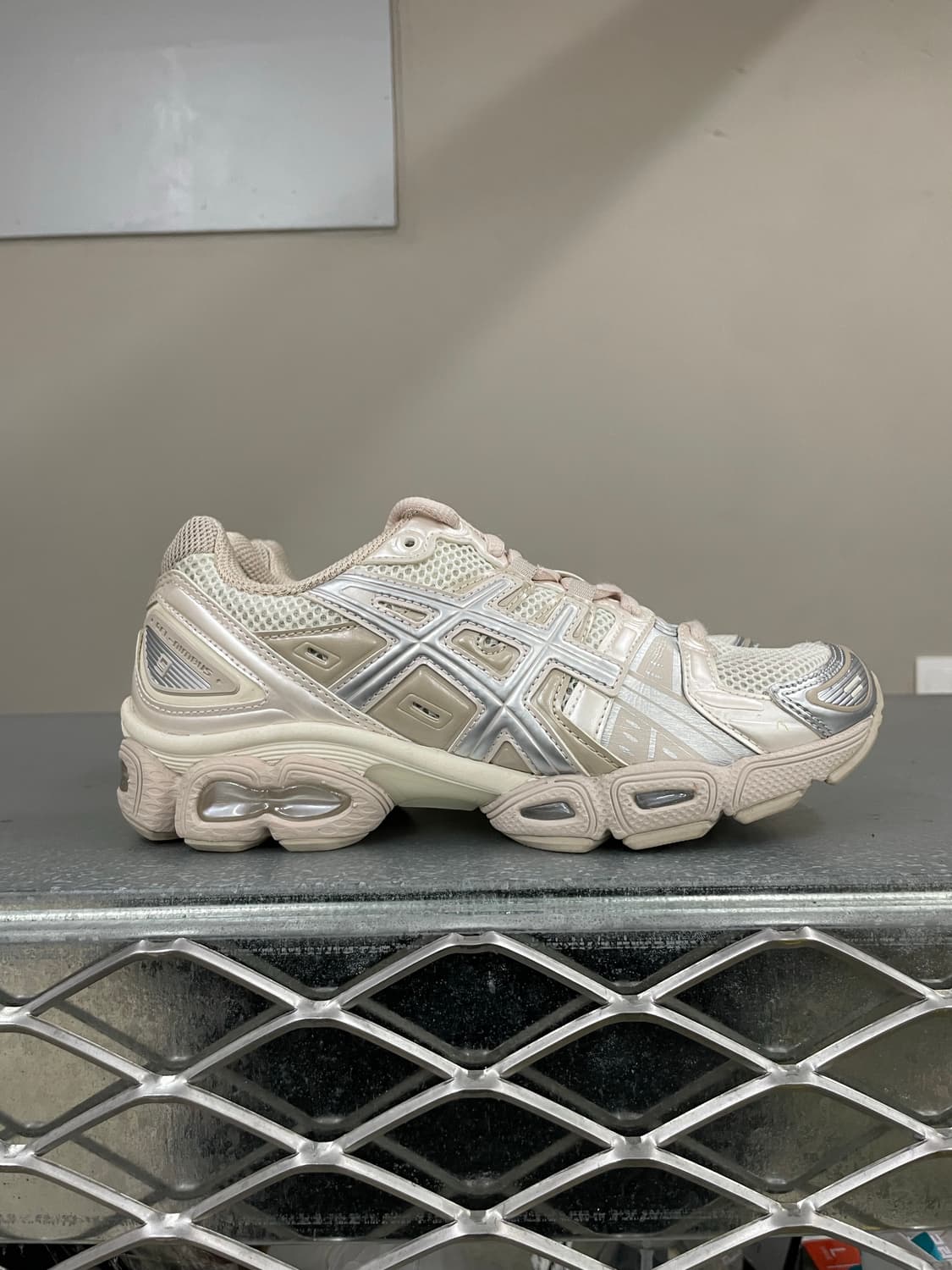 아식스 젤 님부스9 미네랄 베이지 230 상품이미지4