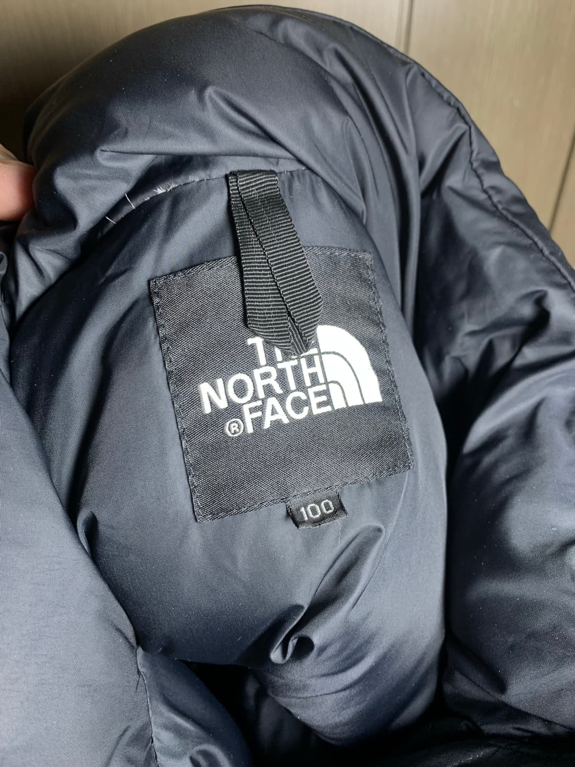 노스페이스 눕시 700 블랙 패딩 상품이미지4