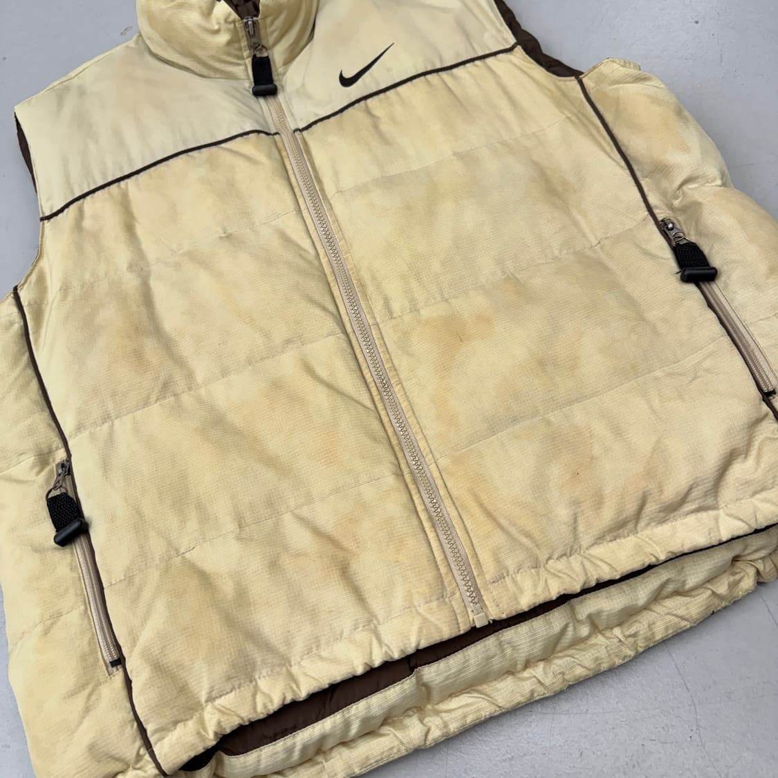 나이키 ACG 00s 아이보리 베이지 배색 덕다운 조끼패딩 상품이미지7