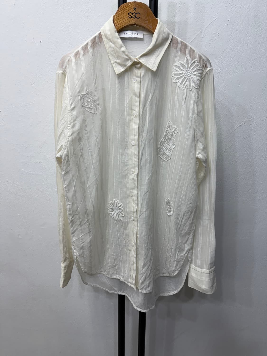 정품) 산드로 여성 자수 스트라이프 셔츠 1 상품이미지1