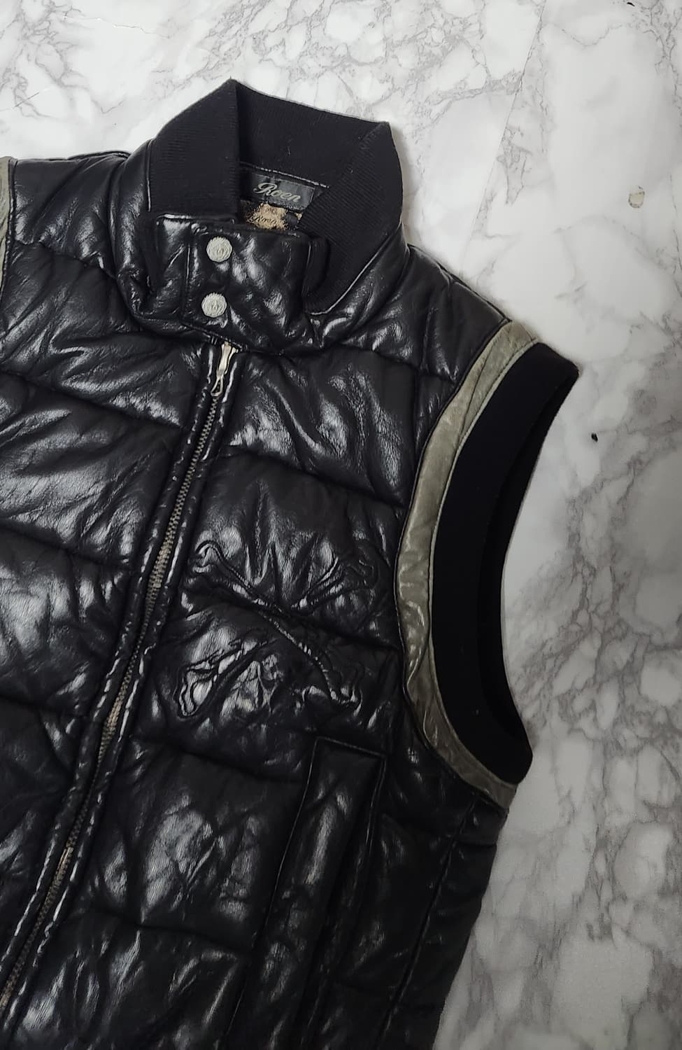 ROEN 로엔 스컬 가죽 다운 베스트 바이커 자켓 상품이미지4