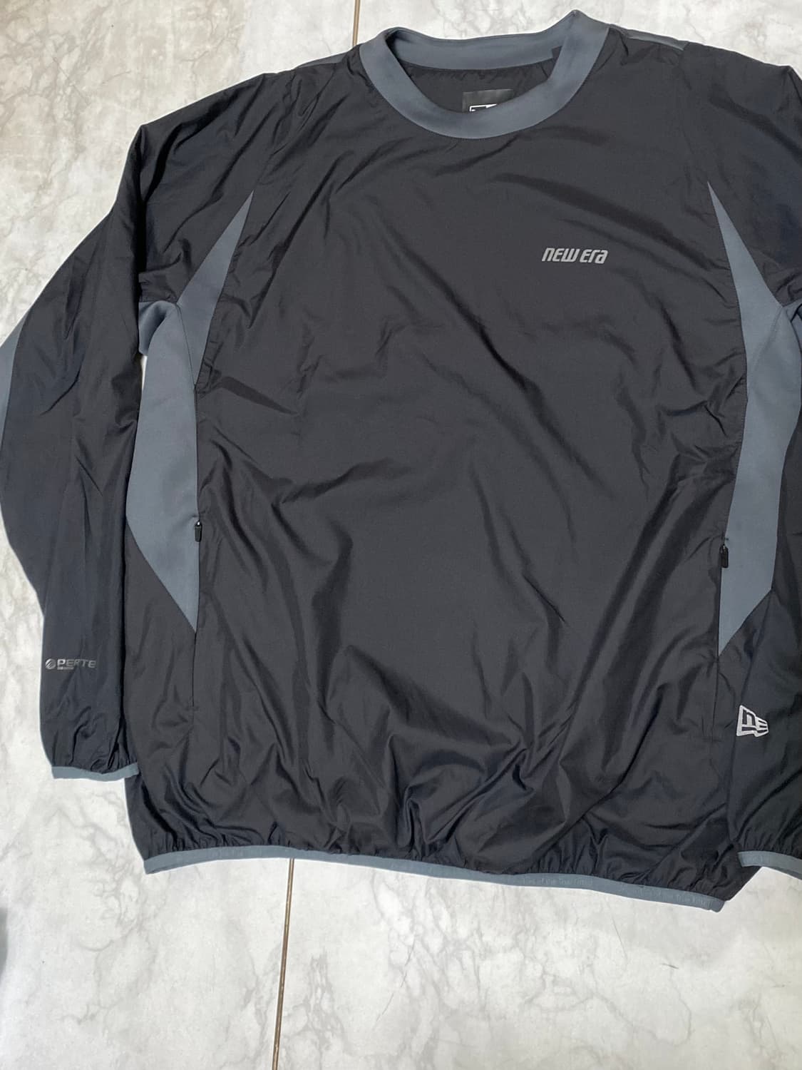 뉴에라 퍼텍스 웜업 티셔츠 사이즈 105 상품이미지3