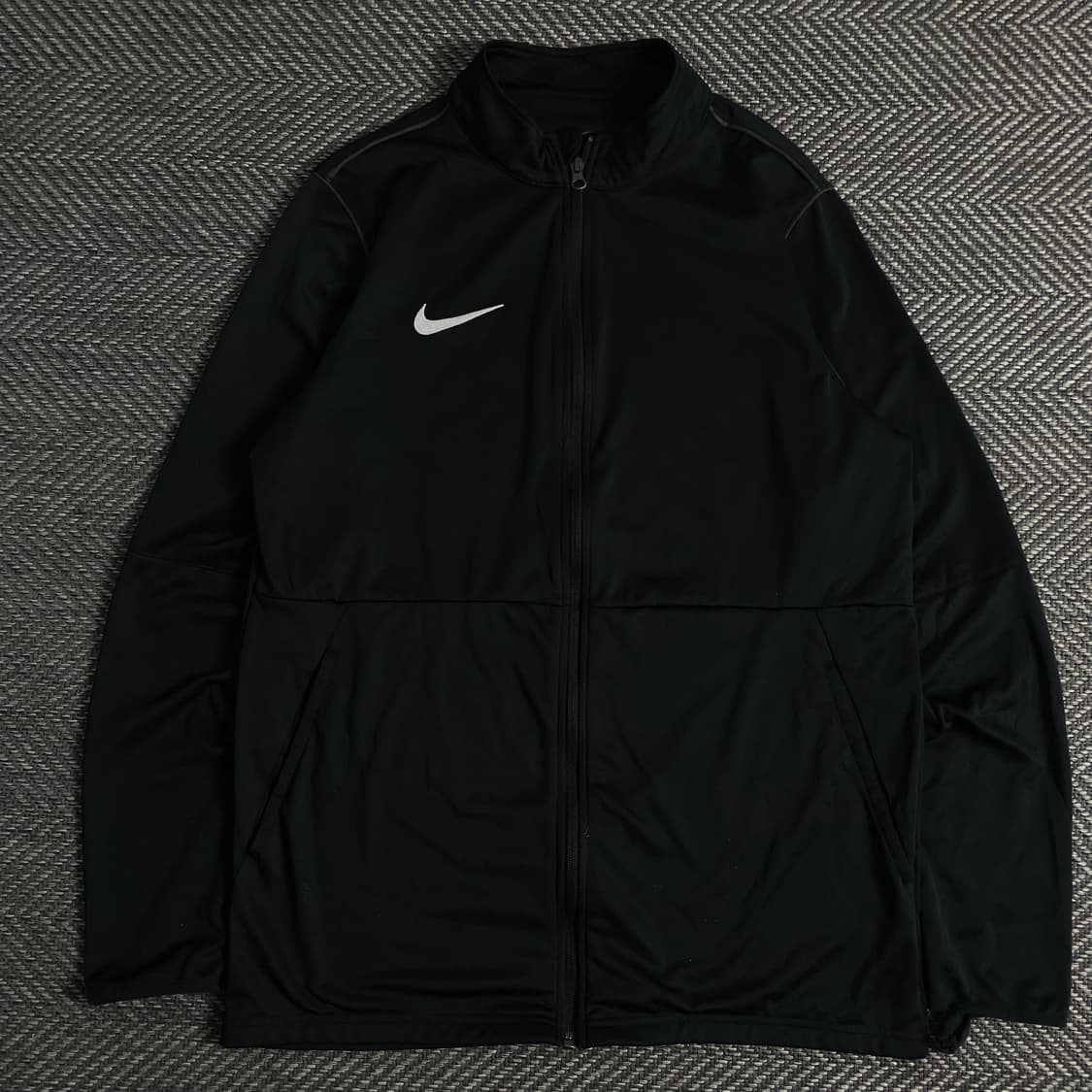 나이키 드라이핏 스우시로고 트레이닝 자켓 블랙o 3533 상품이미지1