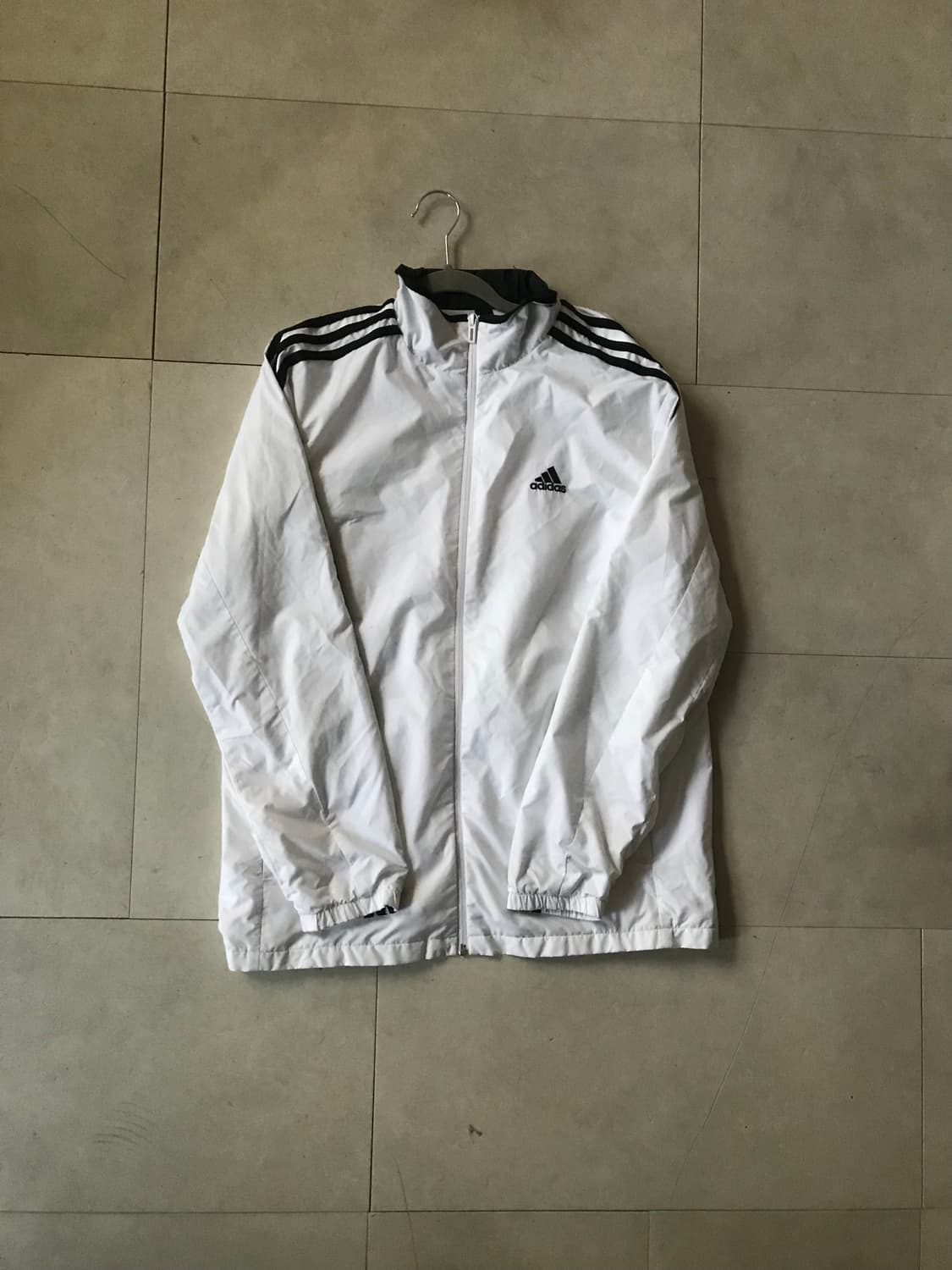 아디다스 흰검 바람막이 상품이미지6