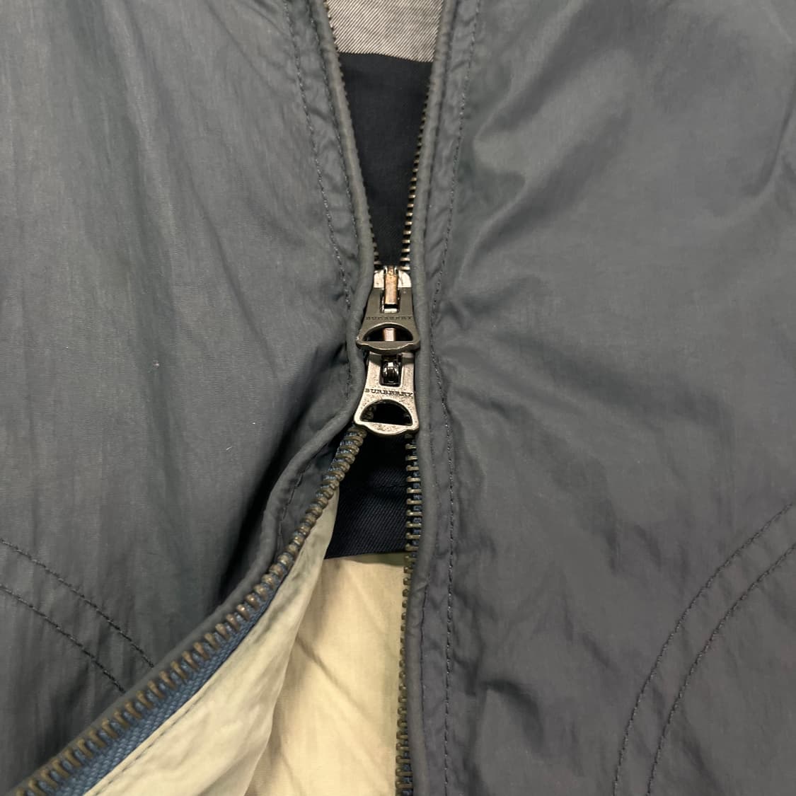 105 버버리 브릿 나일론 자켓 상품이미지5